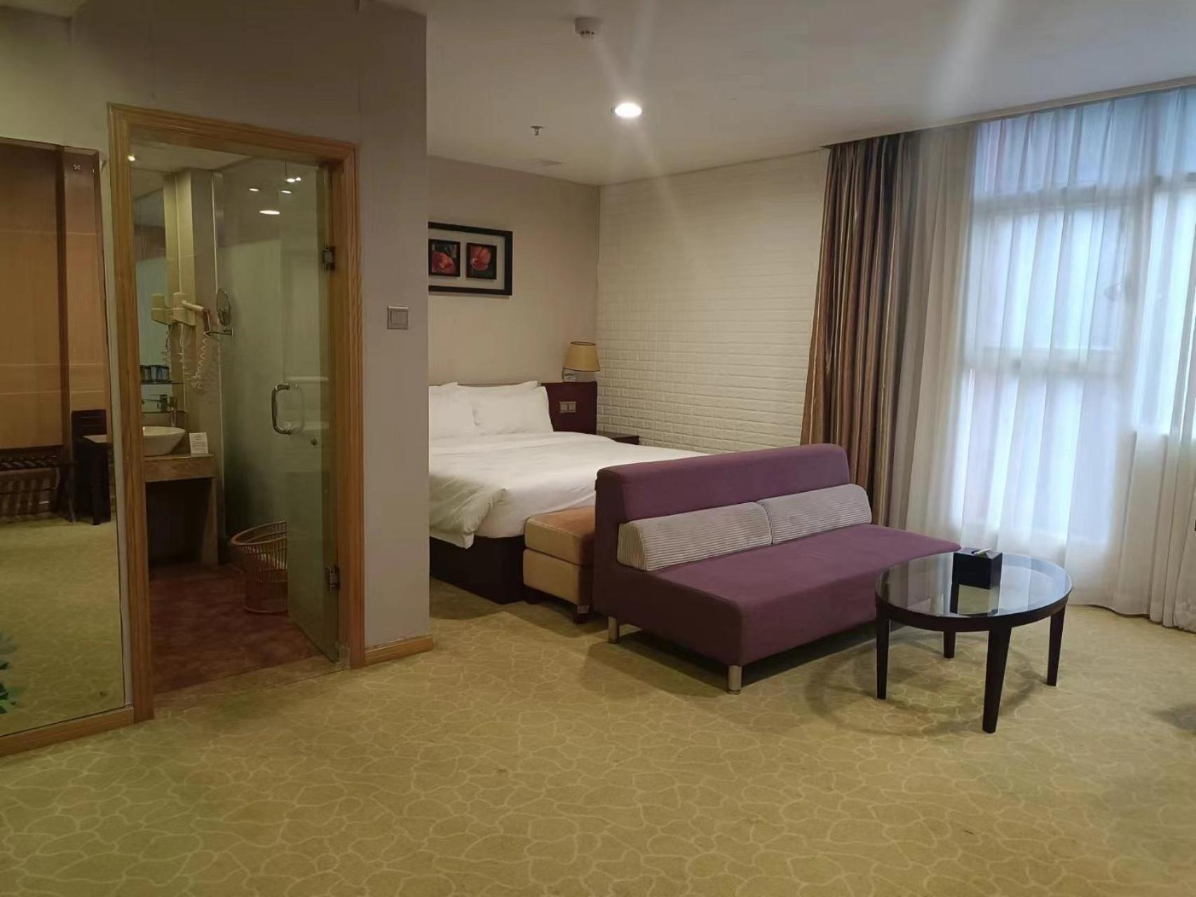 Guangdong Baiyun City Hotel Гуанчжоу Экстерьер фото
