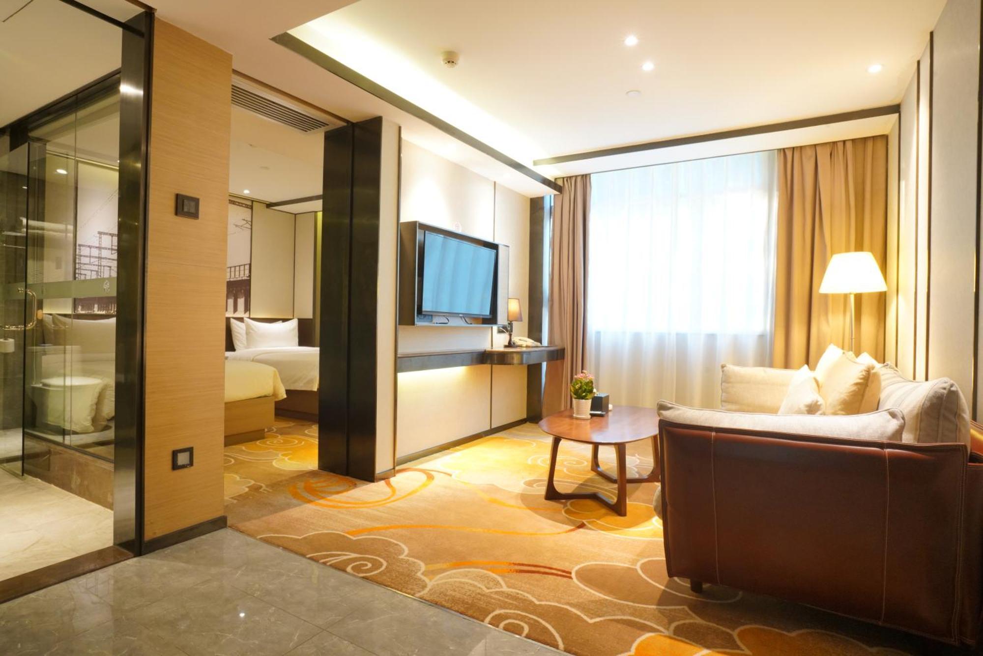 Guangdong Baiyun City Hotel Гуанчжоу Экстерьер фото