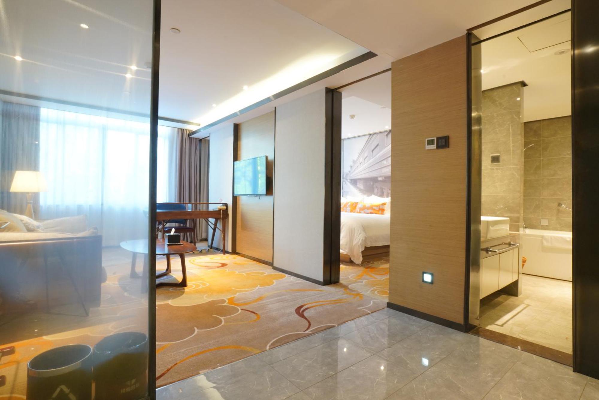 Guangdong Baiyun City Hotel Гуанчжоу Экстерьер фото